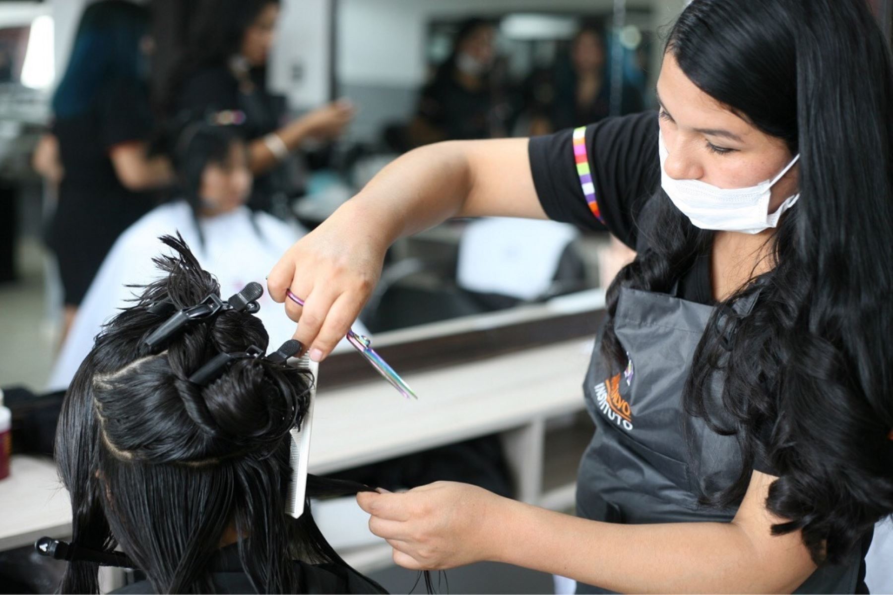 EXPERIENCIAS FORMATIVAS EN SITUACIÓN REAL DE TRABAJO